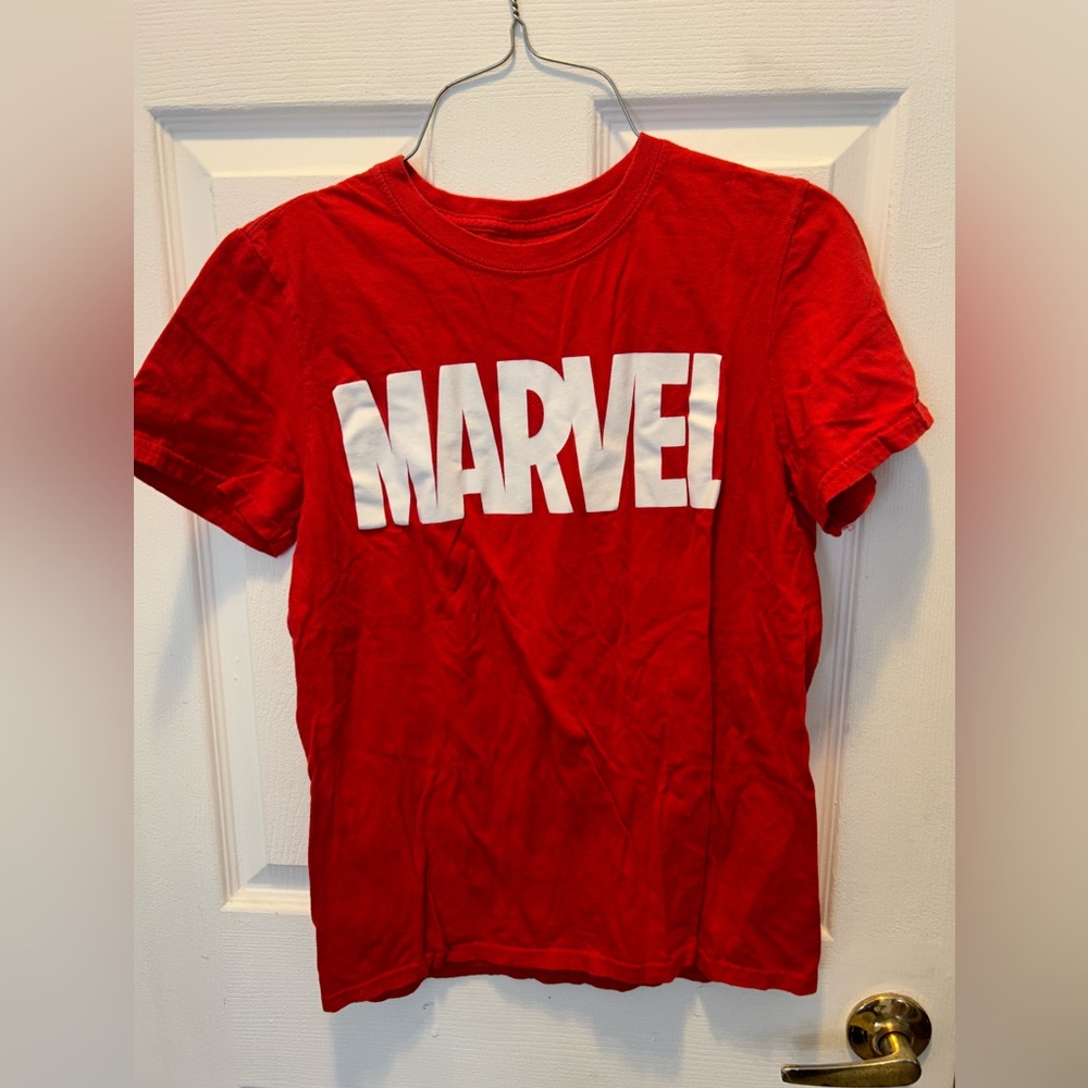 Marvel small shirt